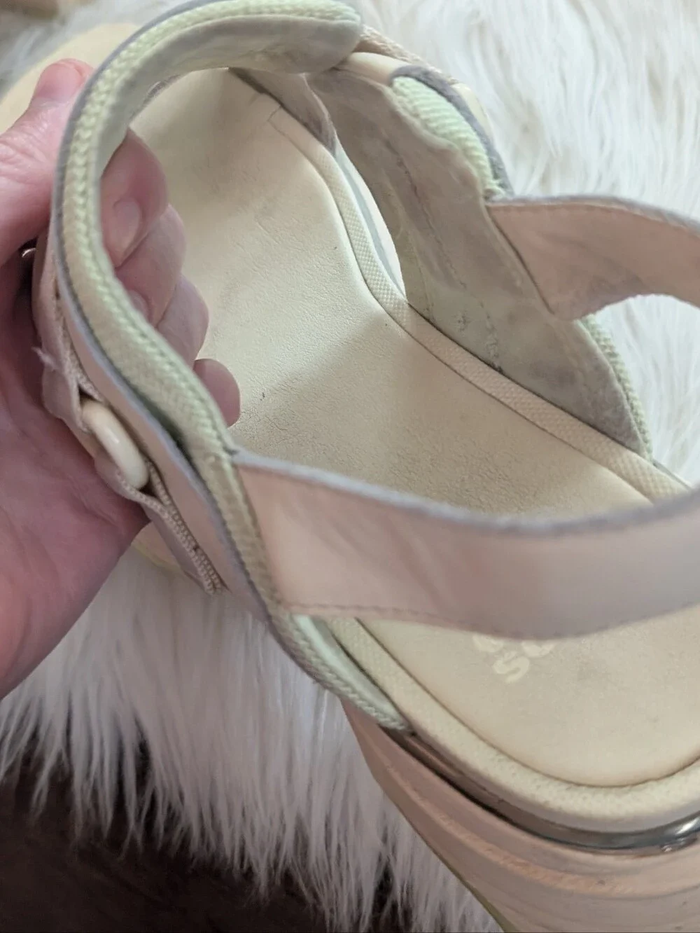 Sorel Kinetic Impact Slingback Heeled Sandal Yellow Beige 9.5 Urban Outfitters